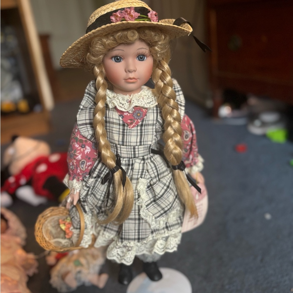 LIMITED TIME OFFER $5! Gorgeous porcelain doll with basket 🧺